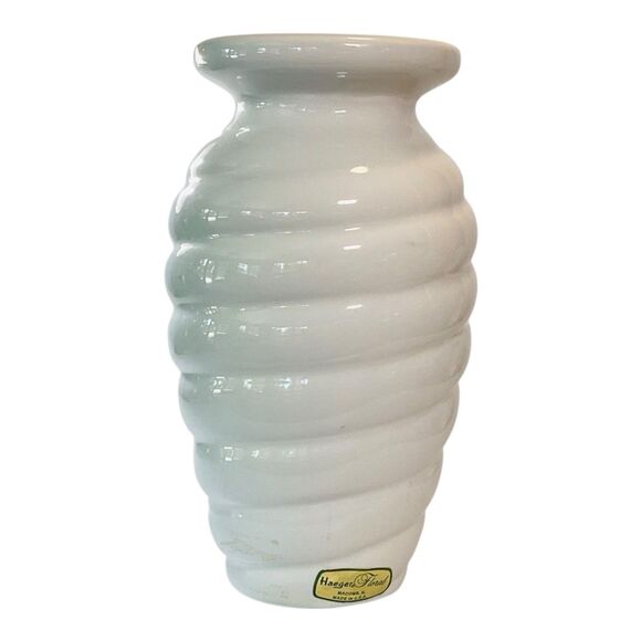 White Haeger Floral Beehive Swirl Vintage Pottery Vase 8in - Picture 1 of 7